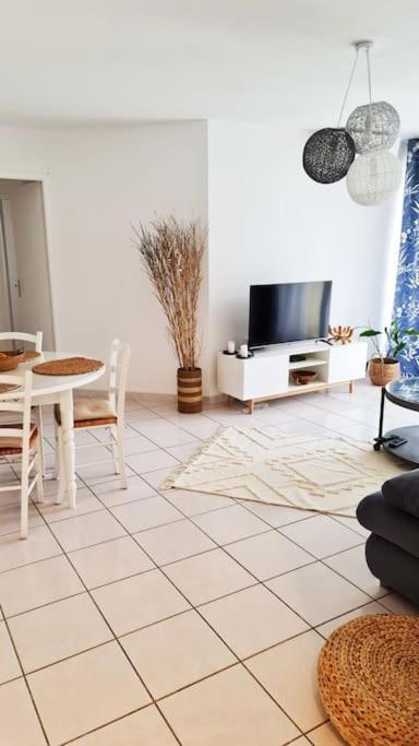 Appartement 63 M2, Tout Confort, Climatise. Saint-Cyprien  Bagian luar foto